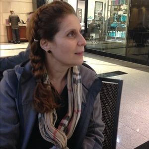 Meet your Posher, Lambrini